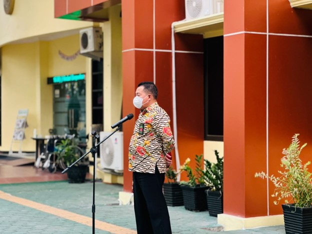 Kabut Asap Masih Pekat, Apel Sore PA Palangka Raya Ingatkan Aparatur Tetap Gunakan Masker